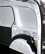 parete interna kangoo rivestita da Syncro a Torino